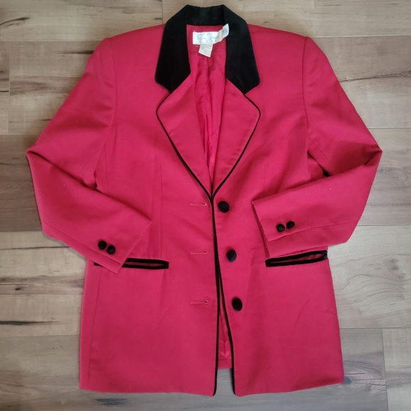 Vintage Wool Coat | Size 4 - Picture 4 of 12
